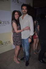 at Apicus lounge launch in Mumbai on 29th March 2012 (103).JPG